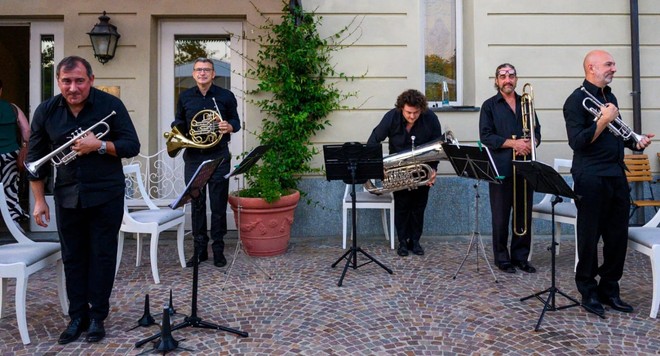 Musica e poesie dedicate alla luna con il Rotary