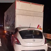 Tangenziale in tilt: incidente e lunghe code verso Asti Tangenziale in tilt: incidente e lunghe code verso Asti