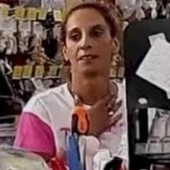 L'imputata Stanka Batashka, ritratta dalle telecamere di videosorveglianza del magazzino di Monticello d'Alba in un manifesto diffuso dalla comunità cinese astigiana L'imputata Stanka Batashka, ritratta dalle telecamere di videosorveglianza del magazzino di Monticello d'Alba in un manifesto diffuso dalla comunità cinese astigiana