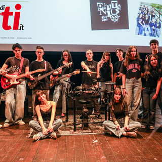 La voce... Delle scuole: con il  liceo Vercelli grande festa per la serata delle eccellenze al teatro Alfieri