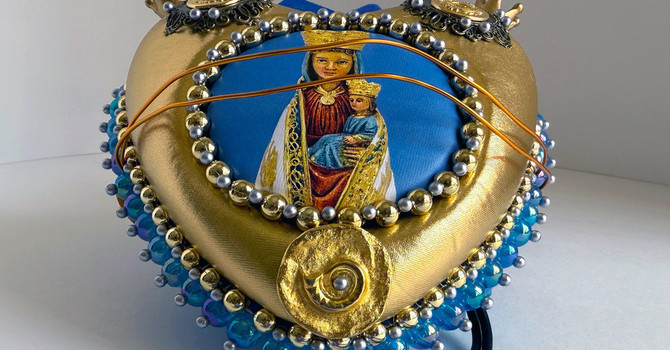 Il Kuoridistoffa di Stefano Bressani al Sacro Monte di Crea: un cuore d'arte affidato alla Madonna