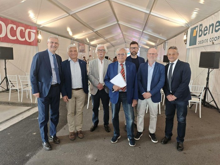 Trasporti, nasce FAI Conftrasporto Cuneo Asti: siglata l'alleanza strategica con Confcommercio Trasporti, nasce FAI Conftrasporto Cuneo Asti: siglata l'alleanza strategica con Confcommercio