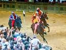Giuseppe Zedde vince il palio dell' Assunta per Valdimontone
