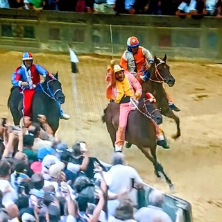 Giuseppe Zedde vince il palio dell' Assunta per Valdimontone