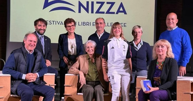 Il viaggio verso il Festival dei libri e delle idee si accende con tre serate d'autore Il viaggio verso il Festival dei libri e delle idee si accende con tre serate d'autore