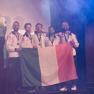 Binello e il team Esercito conquistano il bronzo mondiale e l’argento europeo nel paracadutismo