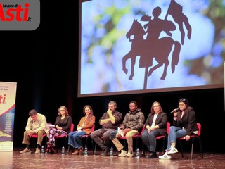 Qualche immagine della mattinata a teatro Qualche immagine della mattinata a teatro