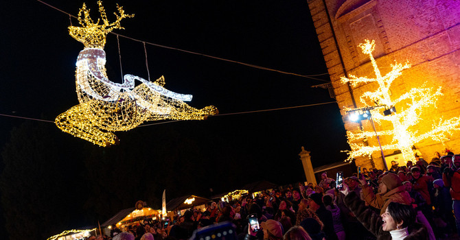 Il Magico Paese di Natale: domani l’inaugurazione tra luci, emozioni e un “Ritorno alle radici”