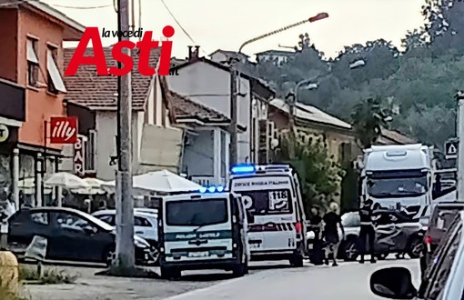 Quarto, ancora un incidente sulla stessa strada: auto contro moto davanti alla Posta