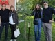 Mimmo Lucano ad Asti con la famiglia di Adele e l'albero a lei dedicato