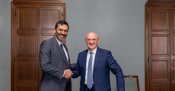 Banca di Asti S.p.A. e Groupama Assicurazioni firmano un accordo nei rami vita e previdenza Banca di Asti S.p.A. e Groupama Assicurazioni firmano un accordo nei rami vita e previdenza