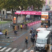 L'allestimento per la tappa astigiana del Giro d'Italia 2020