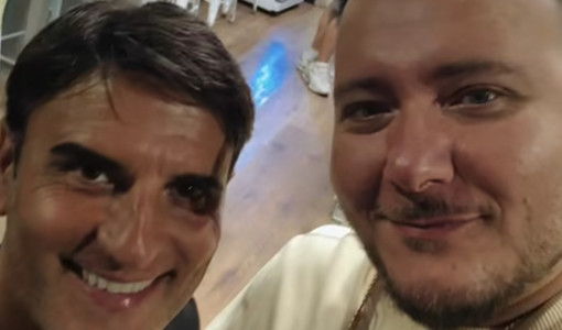 Sal Da Vinci ad Asti, dal Festival al caffé: il multiverso della musica fa tappa in città Sal Da Vinci ad Asti, dal Festival al caffé: il multiverso della musica fa tappa in città