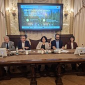 Alcuni momenti dell'incontro tenuto ieri presso la sede della Camera di Commercio di Cuneo Alcuni momenti dell'incontro tenuto ieri presso la sede della Camera di Commercio di Cuneo