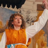 A Moncalvo tre sold out per "Ritratto d'artista con angelo": il teatro celebra Guglielmo Caccia