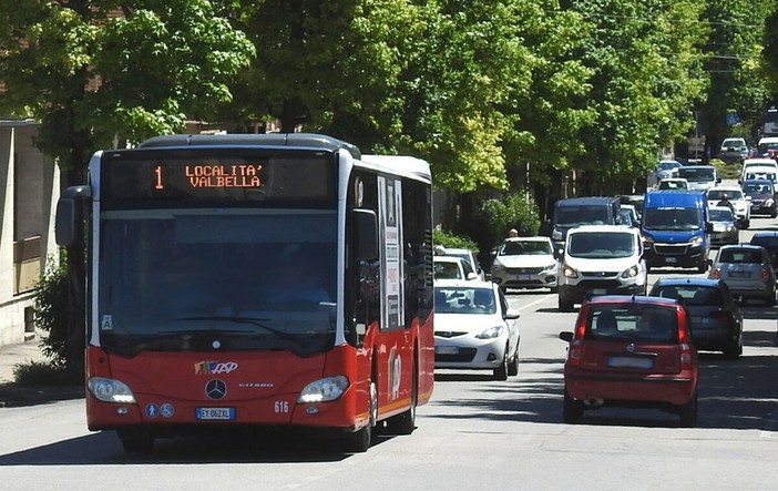 Corse bus sospese o deviate per la gara Coppi-Bartali