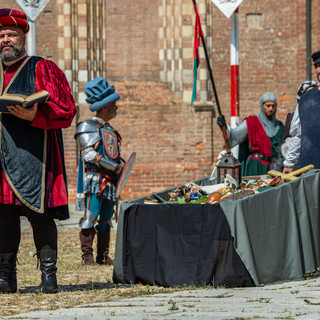 Oltre 500 figuranti per la sfilata straordinaria del Palio di Asti