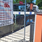 Passerella del Movicentro chiusa e nessun cantiere all'orizzonte: l'opposizione interroga la giunta