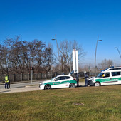 Alba, controlli della Polizia Locale: due patenti ritirate, altrettanti mezzi sospesi dalla circolazione per mancata revisione