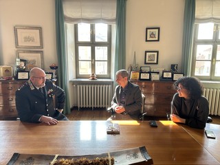 Il municipio il commiato dal comandante dei Carabinieri