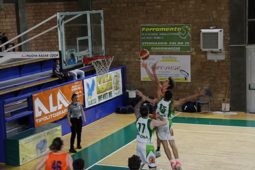 Coppa Piemonte Basket: la Secursat Sba Asti, rimaneggiata, perde ad Arona [FOTO]