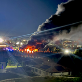 Alcune immagini dell'incendio sviluppatosi nella zona prossima al Parco Tanaro