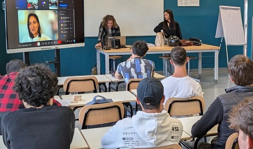 "La mafia si combatte con la cultura": Maria Luisa Impastato ne parla con gli studenti di Apro Formazione ad Alba