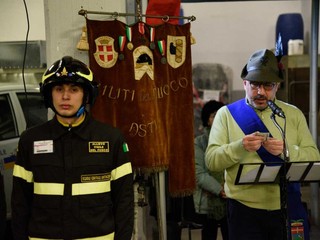 Il presidente della Provincia di Asti e sindaco di Asti l’Alpino Maurizio Rasero, legge la Preghiera dell’Alpino