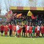 Un'immagine dell'aprile scorso: i giocatori del Bra festeggiano la promozione in Serie C davanti ai propri tifosi Un'immagine dell'aprile scorso: i giocatori del Bra festeggiano la promozione in Serie C davanti ai propri tifosi