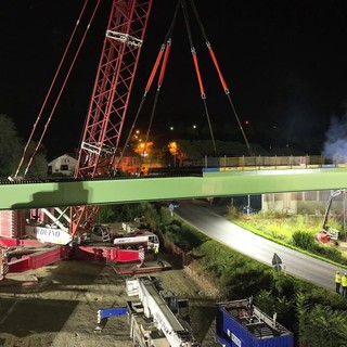 Nelle scorse settimane la posa del viadotto sulla Strada Provinciale 7, in territorio di La Morra