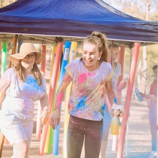 Un’esplosione di colori e divertimento con Sports and Music Hope Color