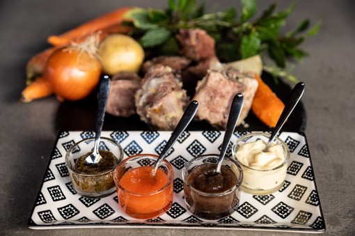 Gran bollito piemontese protagonista all'Eco-Bistrot Casa Serra Gran bollito piemontese protagonista all'Eco-Bistrot Casa Serra