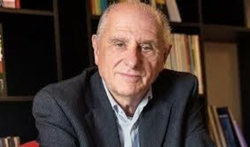 Piercarlo Grimaldi presenta "Il Po mi scusava da mare" al Castello di Cisterna. Dialogo con Luigi Berzano