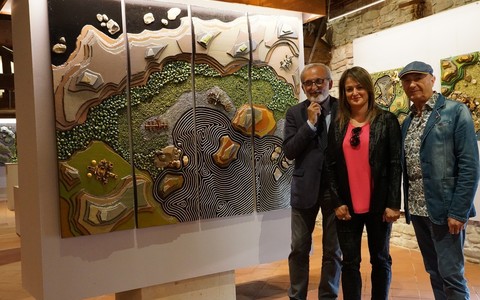 “L’urlo della natura”: la personale di Piero Racchi inaugurata al Castello di Monastero Bormida