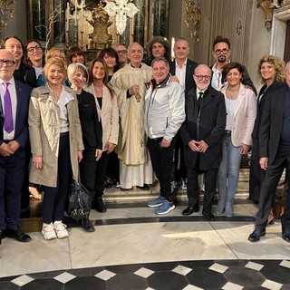 Gli acconciatori al Giubileo 2025: presente anche l’astigiana Susanna Baldissera alla Messa degli Artisti