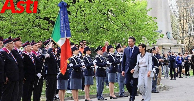 Asti celebra il 174° anniversario della polizia di stato: cerimonie, memoria e riconoscimenti agli agenti Asti celebra il 174° anniversario della polizia di stato: cerimonie, memoria e riconoscimenti agli agenti