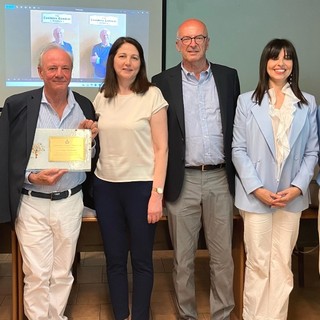 il dottor Aubert con i quattro sindaci e Claudio Lucia