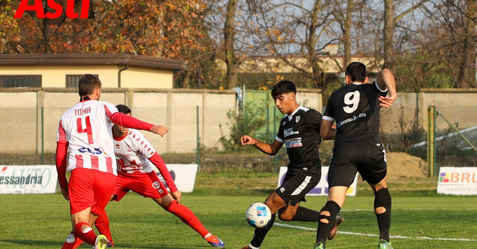 Asti, pari a Tortona: partita riacciuffata nei minuti di recupero Asti, pari a Tortona: partita riacciuffata nei minuti di recupero
