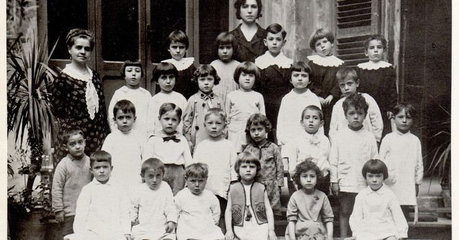 La scuola astigiana di un secolo fa rivive al Museo Diocesano: in mostra fotografie e strumenti scientifici