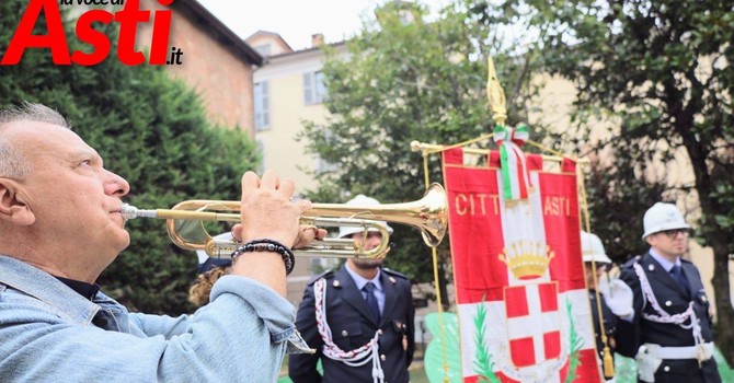 Asti ricorda Mauro Alganon e le vittime della strage di Bologna: domani la commemorazione ai giardini a lui dedicati Asti ricorda Mauro Alganon e le vittime della strage di Bologna: domani la commemorazione ai giardini a lui dedicati