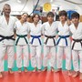 Lorenzo Aloise (primo da sinistra) con il gruppo di atleti che ha partecipato allo stage a Genova Lorenzo Aloise (primo da sinistra) con il gruppo di atleti che ha partecipato allo stage a Genova