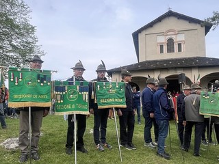 Un momento del 5° Pellegrinaggio nazionale al Sacrario degli Alpini di San Maurizio