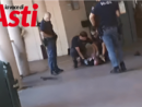 Asti, caos a pochi passi dal centro: giovane semina il panico in corso Einaudi [VIDEO]
