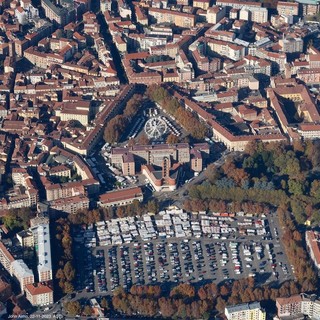 Che bella Asti dal cielo! Nei giorni scorsi le mongolfiere dell'Aeroclub di Mondovì hanno sorvolato la nostra città [FOTO]