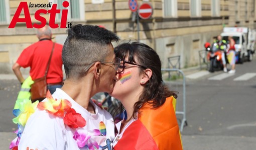 Asti Pride 2026, oggi la quarta edizione: corteo alle 16 con BigMama madrina