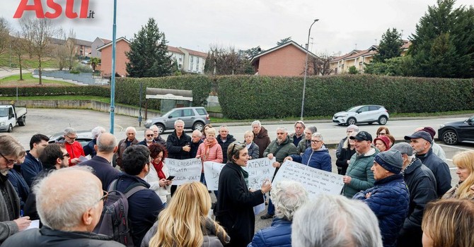 L'assemblea degli abitanti di via Spandre a marzo