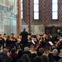 "Dialoghi di corde": due chitarristi e l'Orchestra Alba Filarmonica sul palco del Teatro Sociale