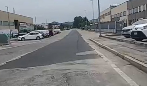 Asfalto ondulato post cantiere, le perplessità di Ambiente Asti su via del Lavoro