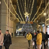 Luminarie in via Maestra ad Alba Luminarie in via Maestra ad Alba
