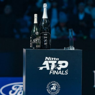Asti Docg, bollicine d’autore per le Finals di Torino: Sinner e i big del tennis brindano con lo spumante piemontese